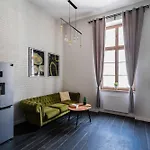 Nr 6 Z Antresola *