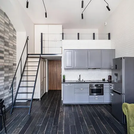 Apartment Nr 6 Z Antresola