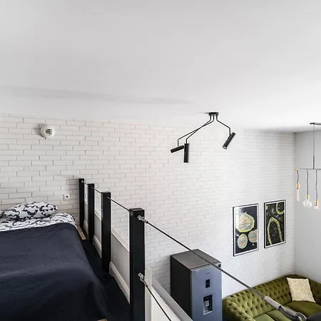 Nr 6 Z Antresola Apartamento